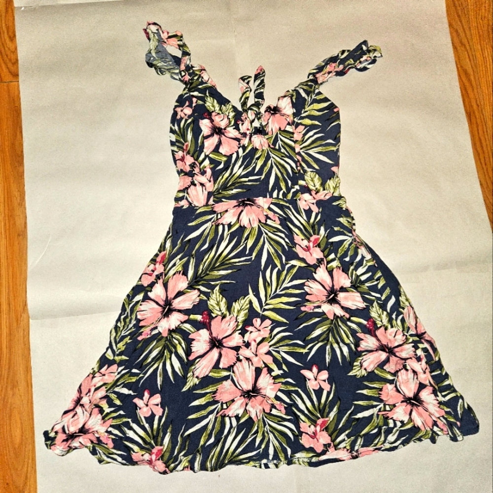 Cute flower print dress